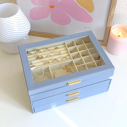 Boîte à bijoux grand format bleu fermée