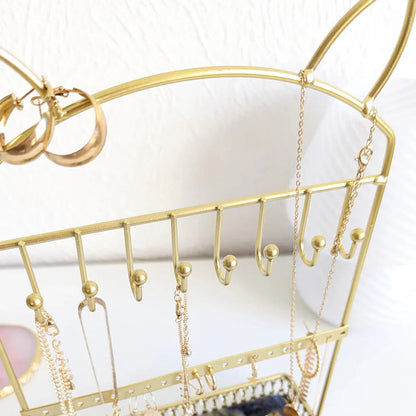 Présentoir bijoux chat gros plan